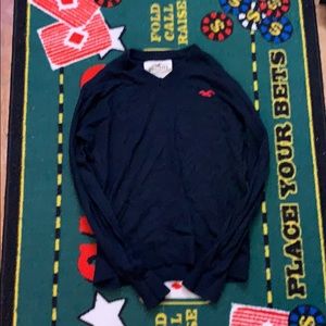 Hollister men’s sweater
